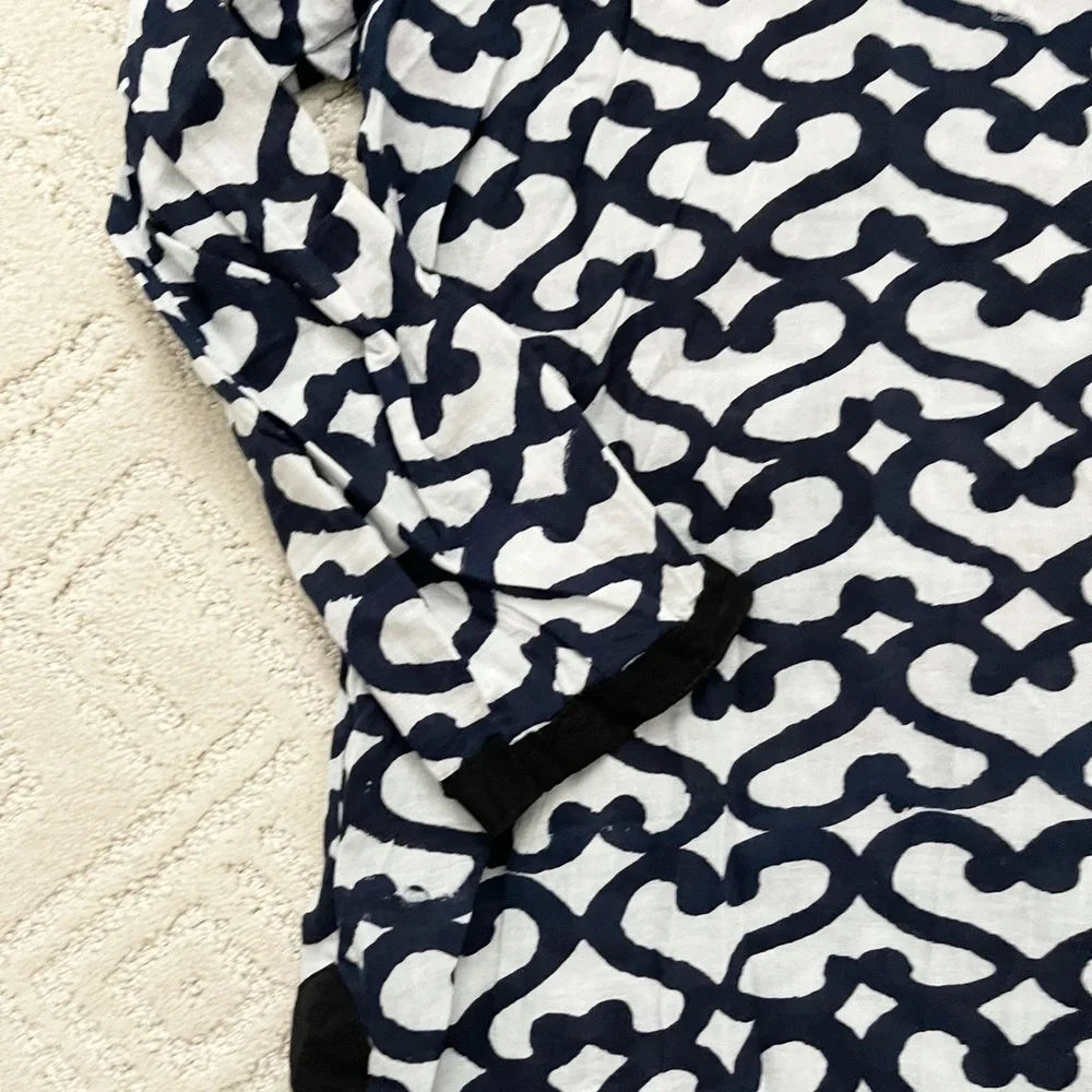 Roller Rabbit Tunic / Coverup - Picture 2 of 3